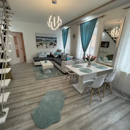 Servita Vendeghaz בית הארחה 3*