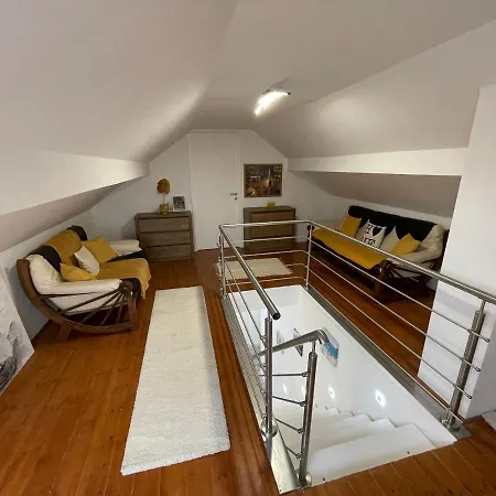 Servita Vendeghaz אגר