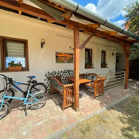 Servita Vendeghaz Guest house Eger